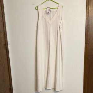 DKNY White V-Neck Maxi Dress